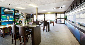 Golfview Hotel - Accommodation Sunshine Coast 11