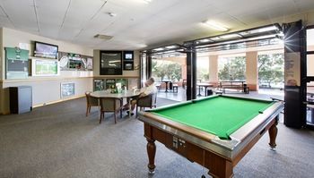 Golfview Hotel - Accommodation Sunshine Coast 14