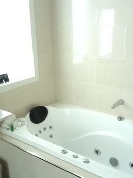 Araluen Villas - Accommodation Sunshine Coast 16