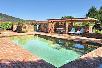 Langbrook Estate Cottages - Accommodation Sunshine Coast 0
