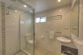 Alex Beach Cabins - Accommodation Sunshine Coast 6