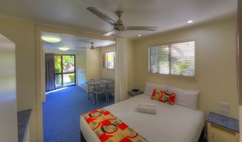 Alex Beach Cabins - Accommodation Sunshine Coast 29