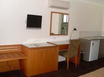 The Denman - Accommodation Sunshine Coast 3