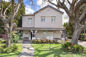 Boronia Lodge Burwood - Accommodation Sunshine Coast 8