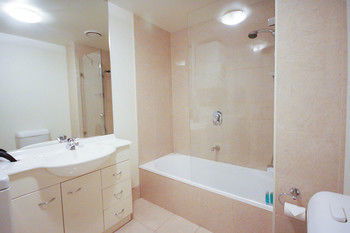 Amazing City Apartment - Accommodation Sunshine Coast 6