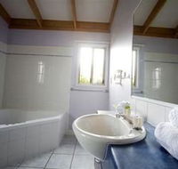 Budgewoi Holiday Park - Accommodation Sunshine Coast