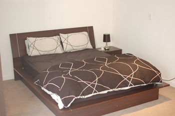 Darling Harbour Apartment - Accommodation Sunshine Coast 1
