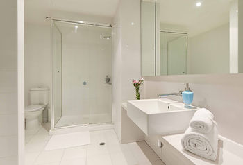 Anchor On Spencer - Accommodation Sunshine Coast 5