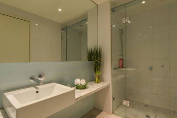 Anchor On Spencer - Accommodation Sunshine Coast 6