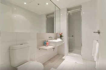 Anchor On Spencer - Accommodation Sunshine Coast 8