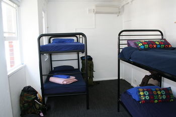 Zing Backpackers - Accommodation Sunshine Coast 10