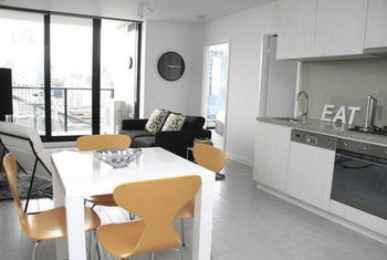 Apartment2c - Lacrosse - Accommodation Sunshine Coast 9