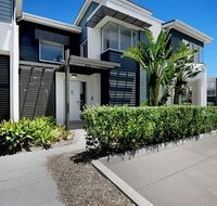 Magenta Studio Room - Accommodation Sunshine Coast