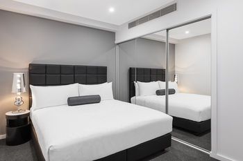 Meriton Serviced Apartments Sydney Airport - Accommodation Sunshine Coast 10
