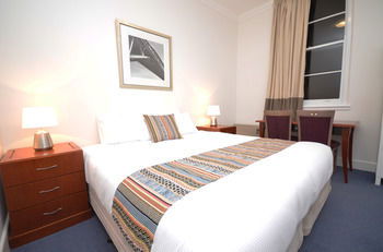 The Hallows Accommodation - Accommodation Sunshine Coast 1