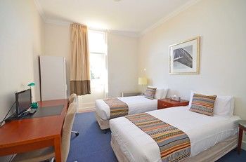 The Hallows Accommodation - Accommodation Sunshine Coast 17