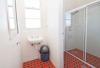 The Hallows Accommodation - Accommodation Sunshine Coast 21