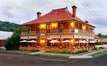CBC Bed & Breakfast & Cafe - Accommodation Sunshine Coast 2