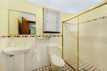 CBC Bed & Breakfast & Cafe - Accommodation Sunshine Coast 11