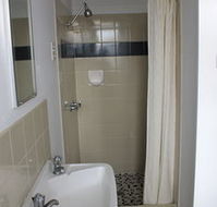Hotel Beach House Nambour - Accommodation Sunshine Coast
