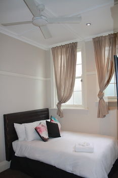 Annandale Hotel - Accommodation Sunshine Coast 6