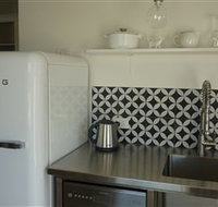 Little Holkham - Accommodation Sunshine Coast
