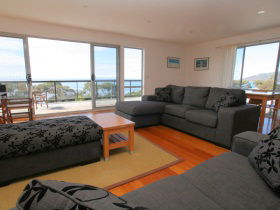 Suntrap Cove - Accommodation Sunshine Coast 0
