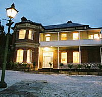 Amberley House - Accommodation Sunshine Coast