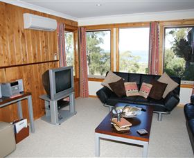 Bed In The Treetops - Accommodation Sunshine Coast 0