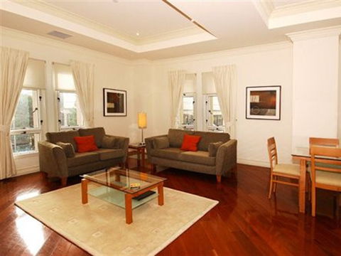 MacArthur Chambers Heritage Apartments - Accommodation Sunshine Coast 0
