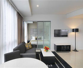 Meriton Suites Zetland - Accommodation Sunshine Coast 0