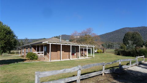 Sweetwater Stays Rural Retreat - Accommodation Sunshine Coast 6