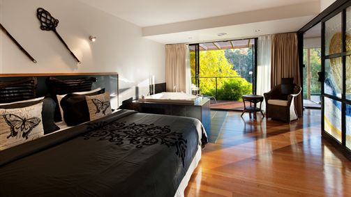 Lyonville VIC Accommodation Sunshine Coast
