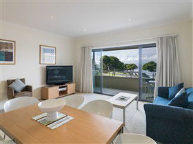 Aurora Ozone Apartments - Accommodation Sunshine Coast 0