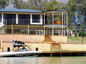 Cascades On The River - Accommodation Sunshine Coast 0