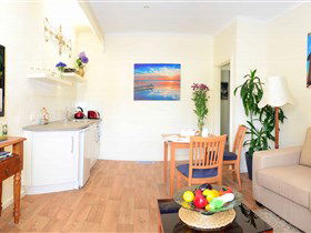 Cooinda View Bed And Breakfast - Accommodation Sunshine Coast 0