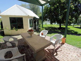 Peppercorns Bed And Breakfast - Accommodation Sunshine Coast 0
