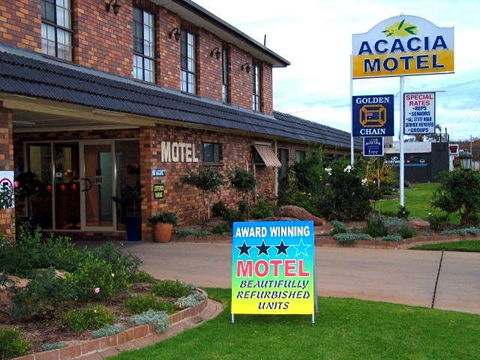 Acacia Motel - Accommodation Sunshine Coast 0