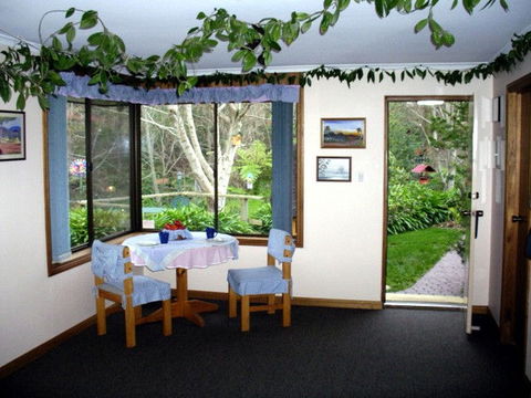 Adelaide Hills Bed & Breakfast Accommodation - Accommodation Sunshine Coast 0