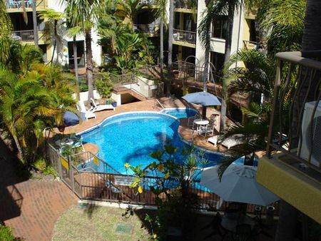 Aussie Resort - Accommodation Sunshine Coast 2