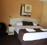 Bowen Inn Motel - Accommodation Sunshine Coast