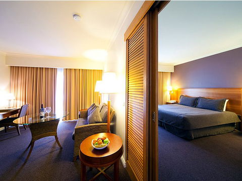 Century Inn - Accommodation Sunshine Coast 4