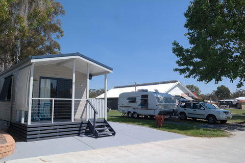 Colonial Holiday Park & Leisure Village - Accommodation Sunshine Coast 0