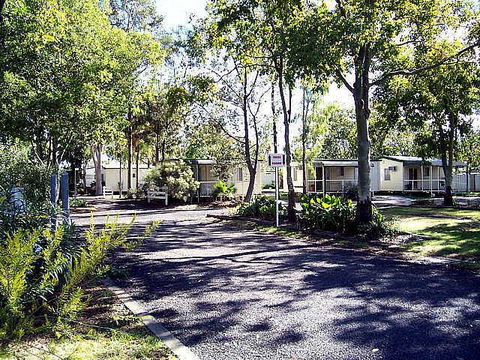 Highway Tourist Village - Accommodation Sunshine Coast 3