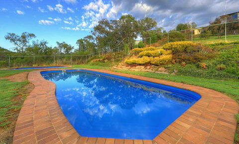 Inland Waters Holiday Park Mookerawa Waters - Accommodation Sunshine Coast 3