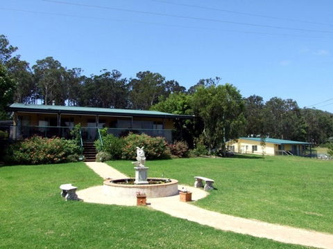 Kalaru Lodge Cottages - Accommodation Sunshine Coast 0