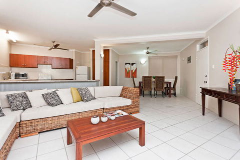 Kemboja Apartments - Accommodation Sunshine Coast 0