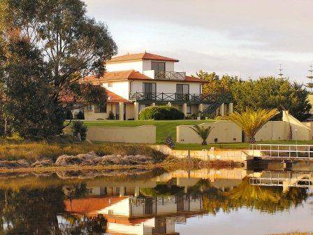 Mungo Brush NSW Accommodation Sunshine Coast