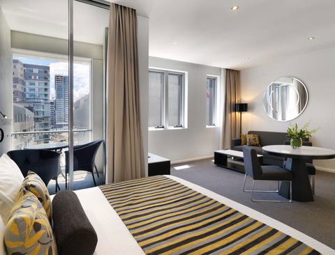 Meriton Serviced Apartments - Zetland - Accommodation Sunshine Coast 0