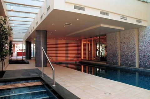 Oaks Liberty Towers - Accommodation Sunshine Coast 0